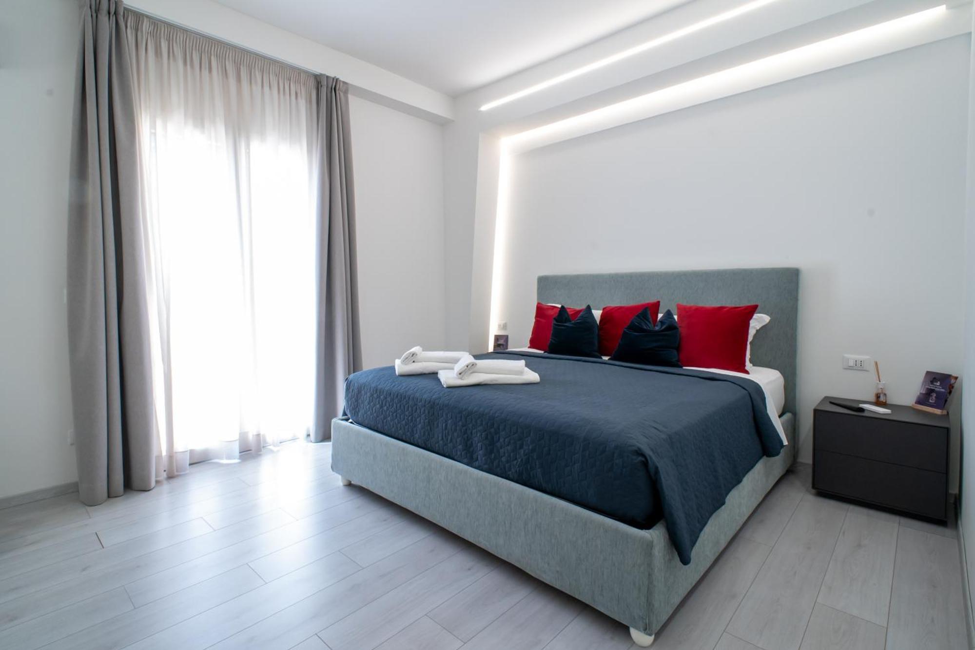 Affittacamere Mani - Camere Con Bagno Privato Gela Bagian luar foto